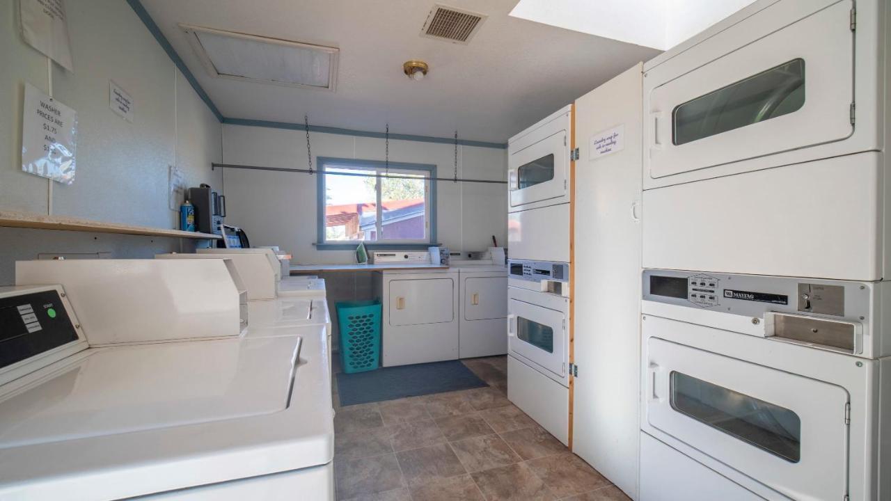 OK RV Park Family Tipi OK1 Hotel Moab Buitenkant foto