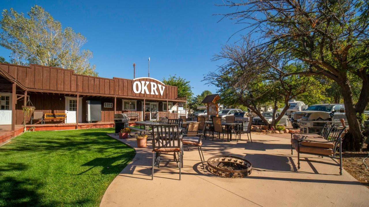 OK RV Park Family Tipi OK1 Hotel Moab Buitenkant foto