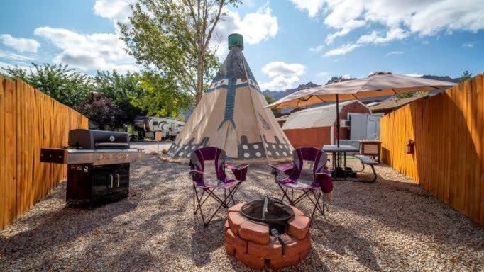 OK RV Park Family Tipi OK1 Hotel Moab Buitenkant foto