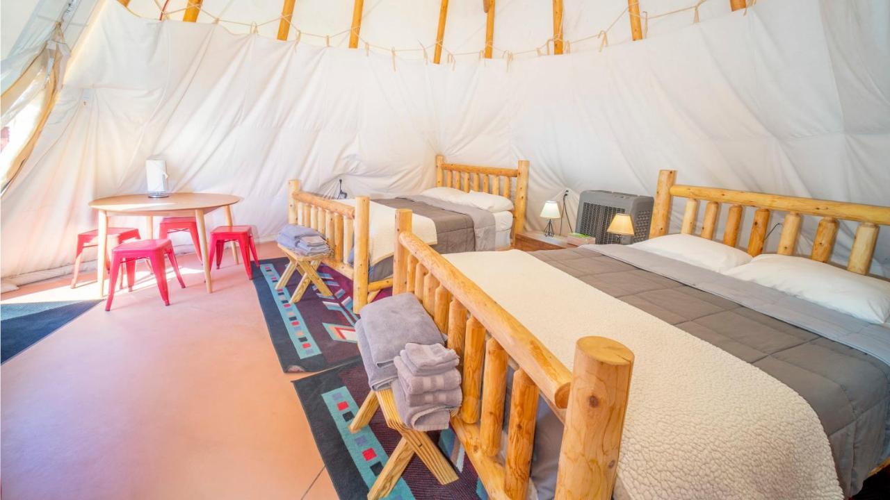 OK RV Park Family Tipi OK1 Hotel Moab Buitenkant foto