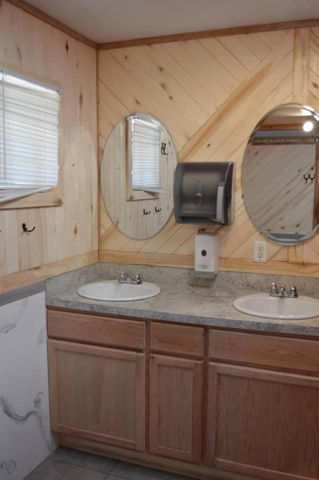 OK RV Park Family Tipi OK1 Hotel Moab Buitenkant foto